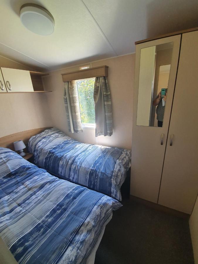 Blackmoor Farm - Caravan 3 Villa Ludchurch Buitenkant foto